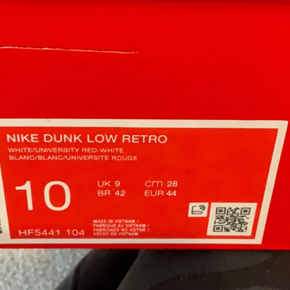 NWT-Nike Dunk Low Retro-With Box